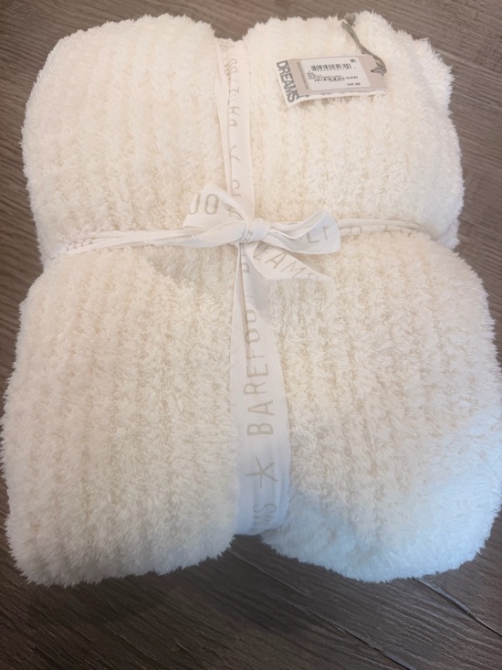 Barefoot Dreams Other - Barefoot Dreams CozyChic Ribbed Throw - Pearl